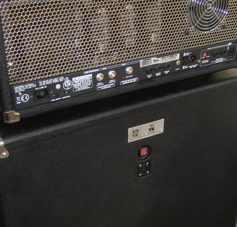 v4cab-back.jpg