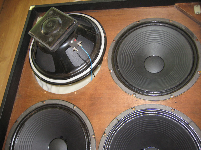 v4cab3-5.jpg