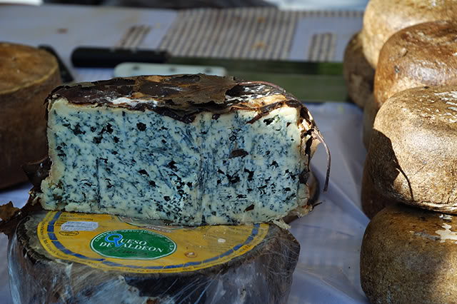 ValdeonBlueCheese_.jpg