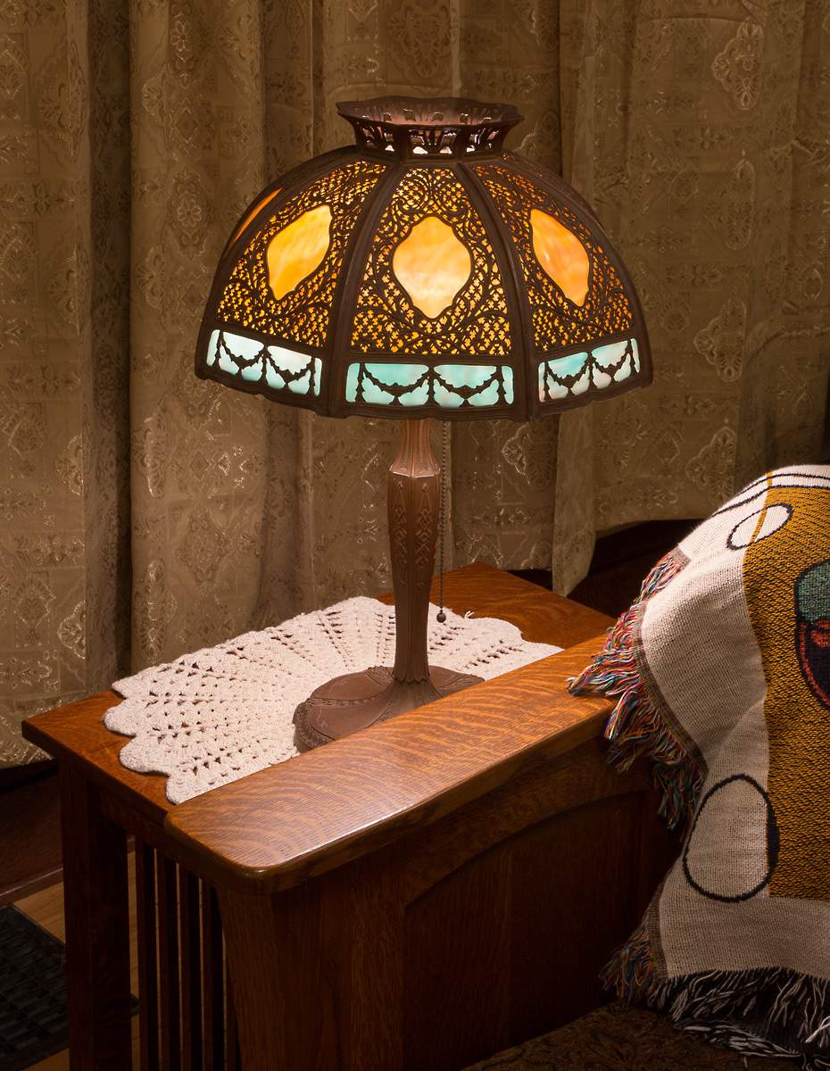 Victorian-Large-Table-Lamp-1200_2113.jpg