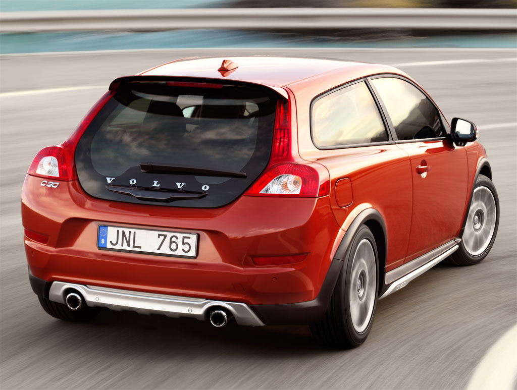 volvo-c30-02.jpg
