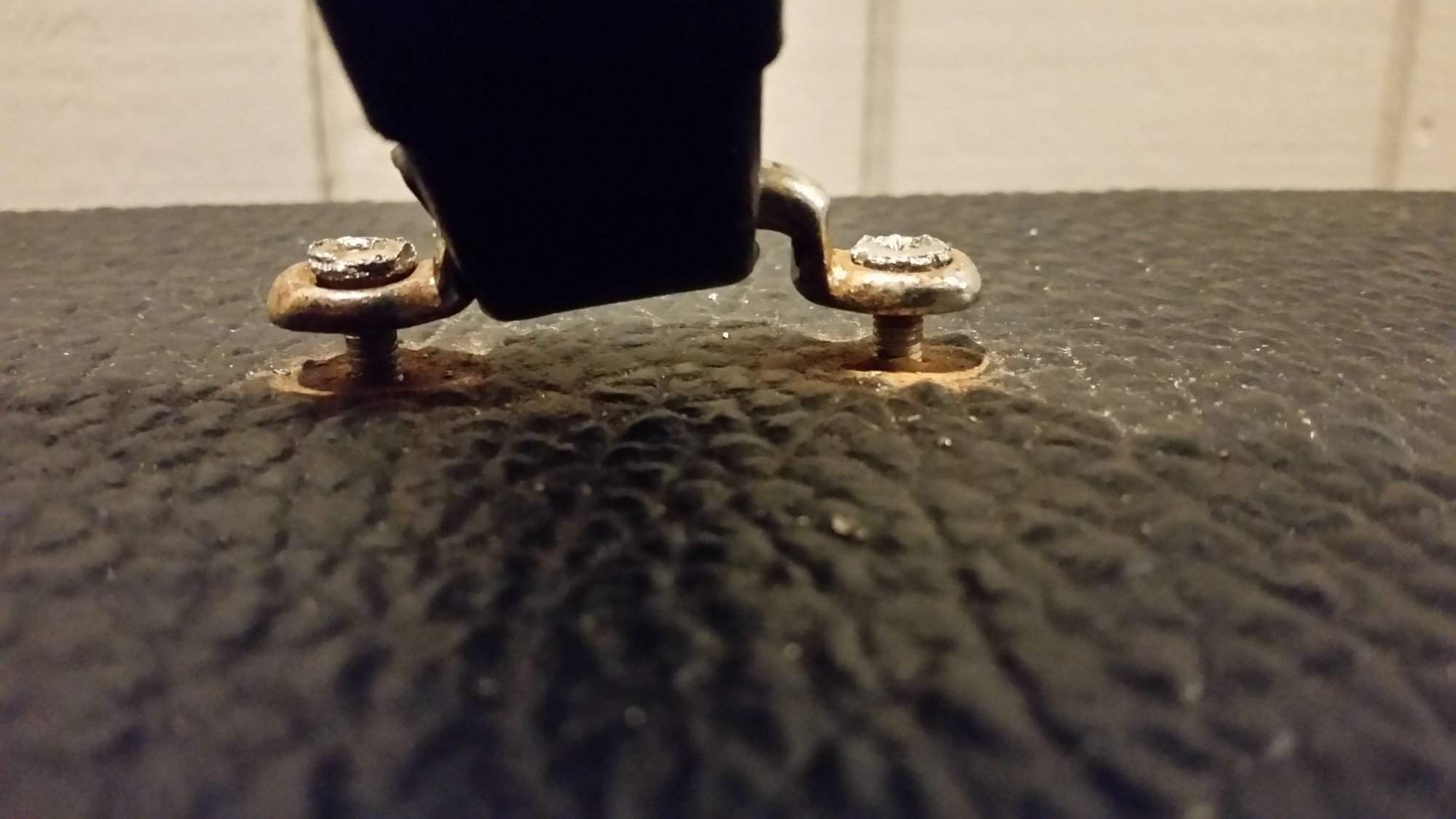 Walkabout screws.jpg