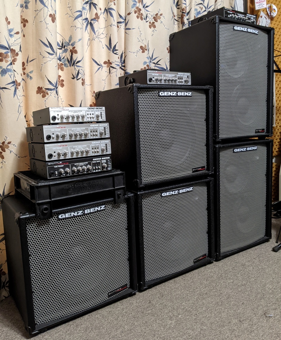 Wall-O-Shuttles2a.jpg