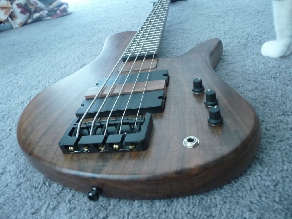 walnut3.jpg