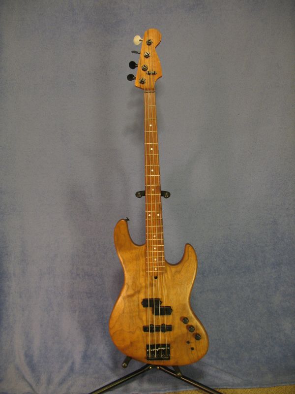 WALNUT_01_800.jpg