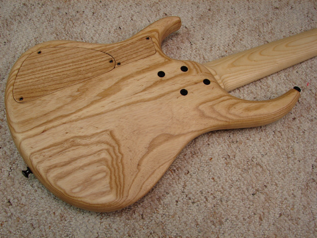 walnut_535_2_05.jpg
