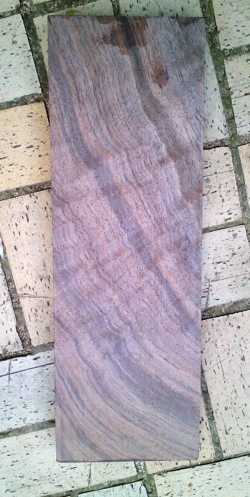 walnut_top.jpg