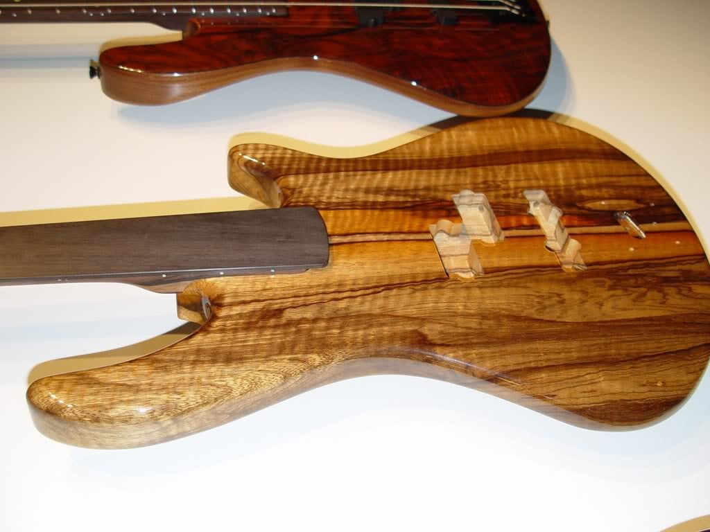 walnutBass017.jpg