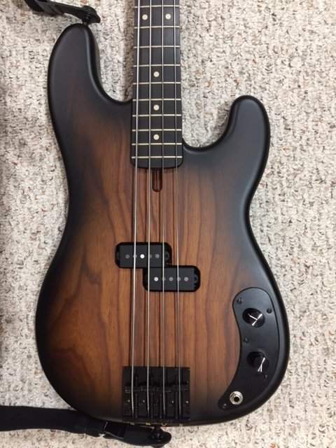 Warmoth Body.jpg