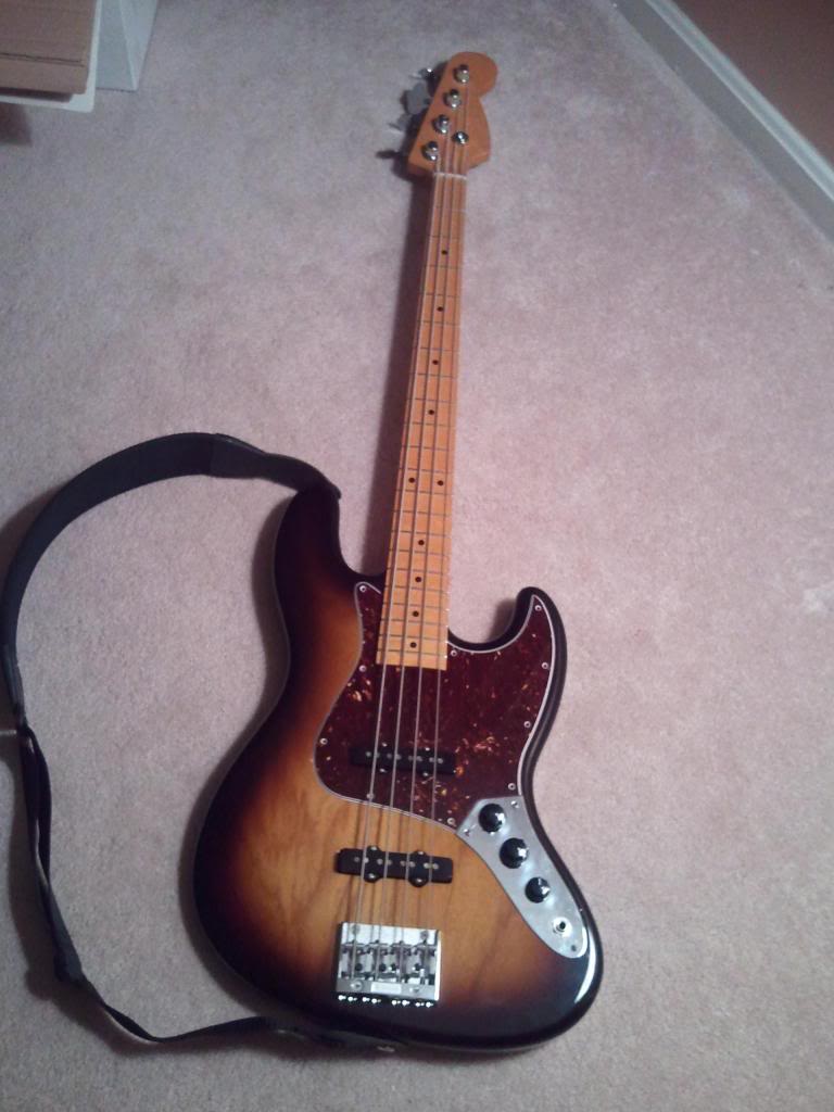Warmothw_pickguard_zpsc19a5e0d.jpg