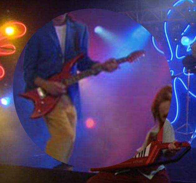 Weird Guitar 4.jpg