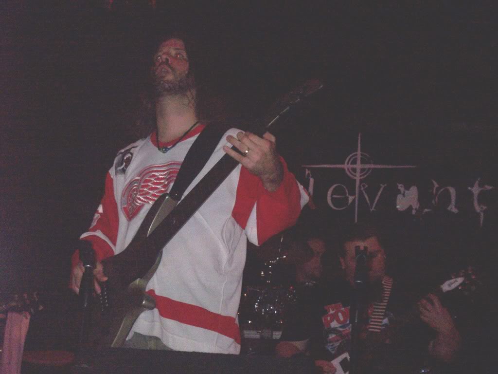 weirdbassface.jpg