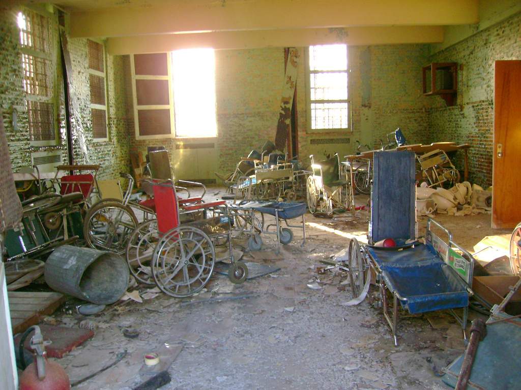 wheelchairsrosewood.jpg