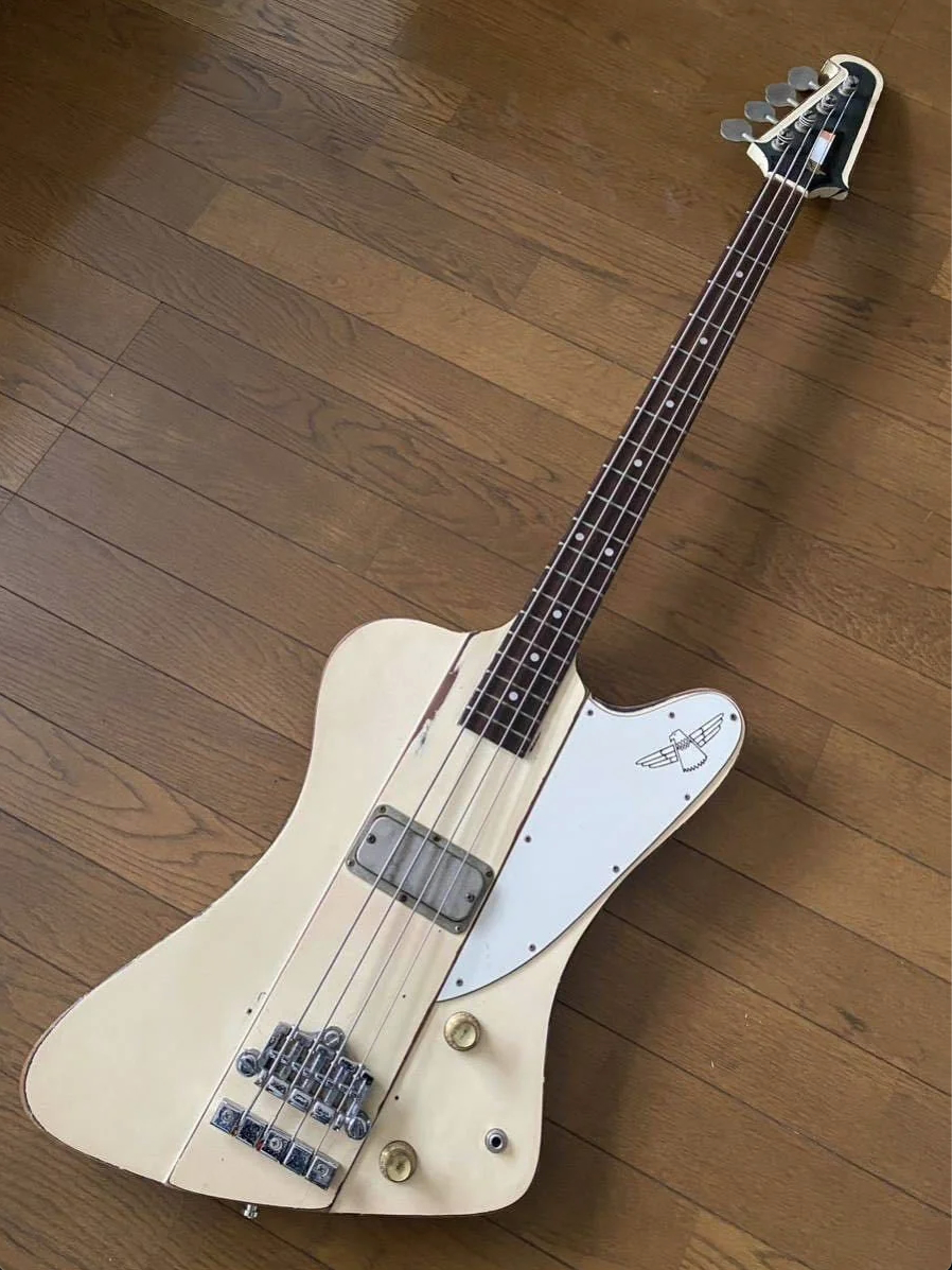 White Greco TB-900.jpg