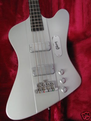 whitegibbird1.jpg