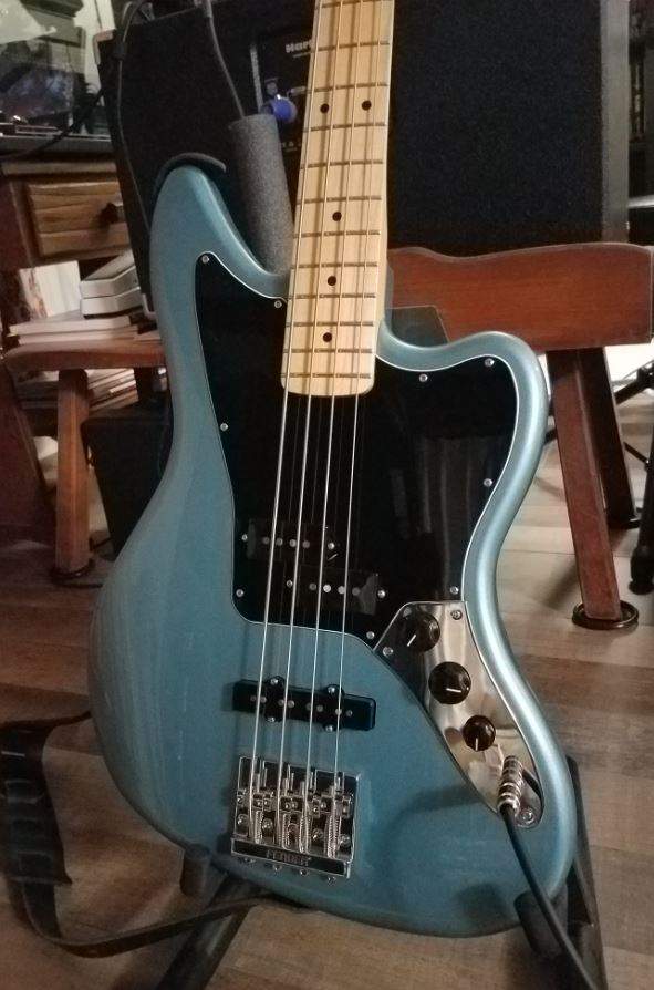 with black pickguard.JPG