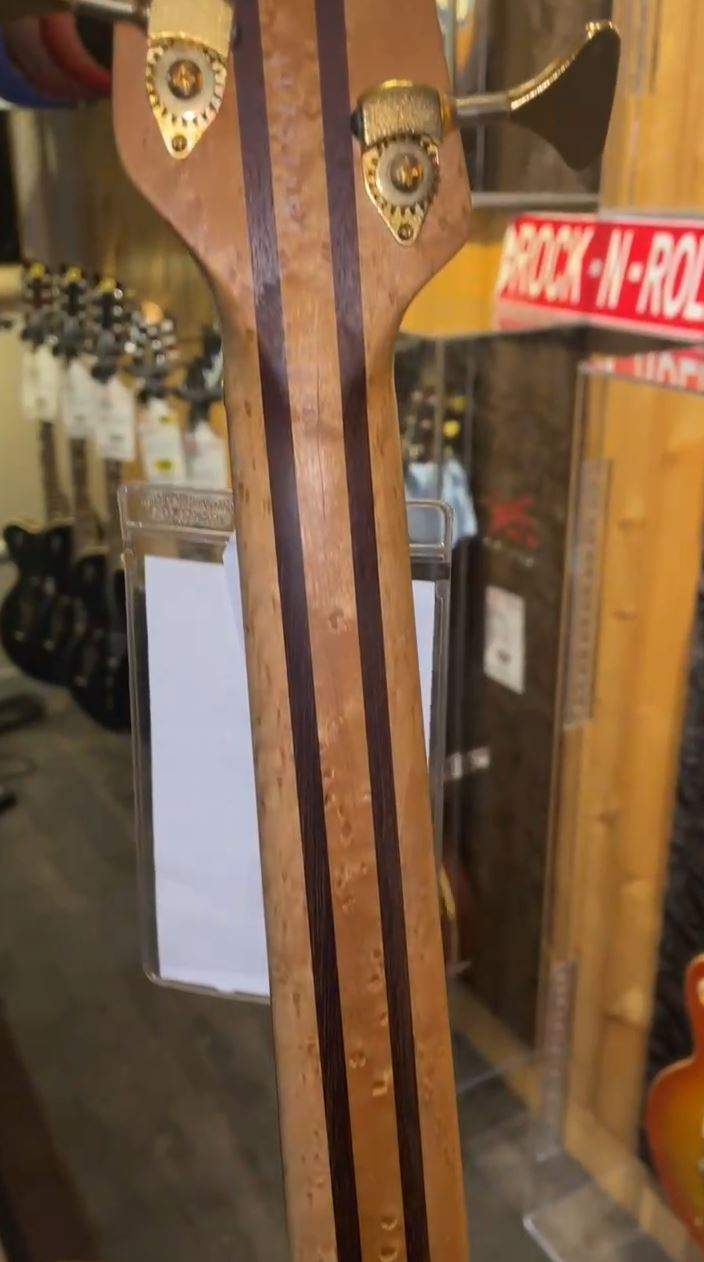 wood crack 2.JPG
