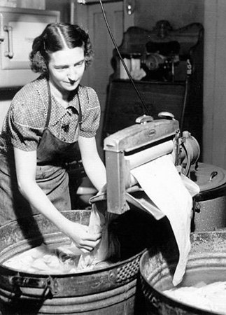 wringer_washing_machine.jpg