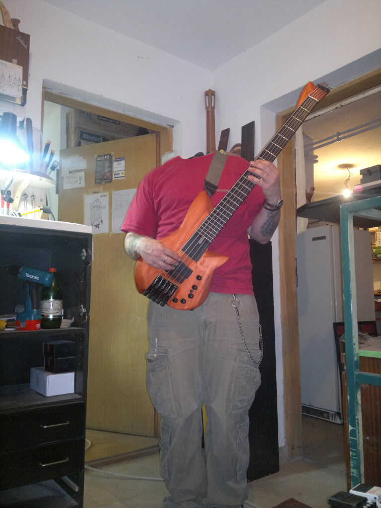 wuckotheheadless.jpg