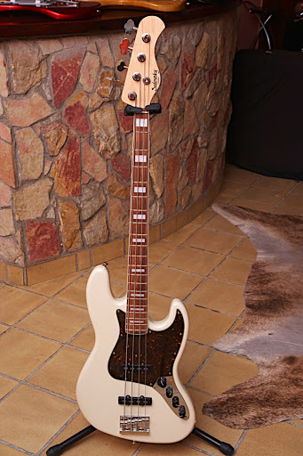 WY9E0212.jpg