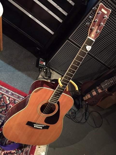 Yamaha FG340.JPG