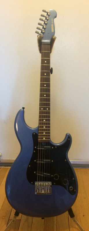 Yamaha-SE-200.jpg