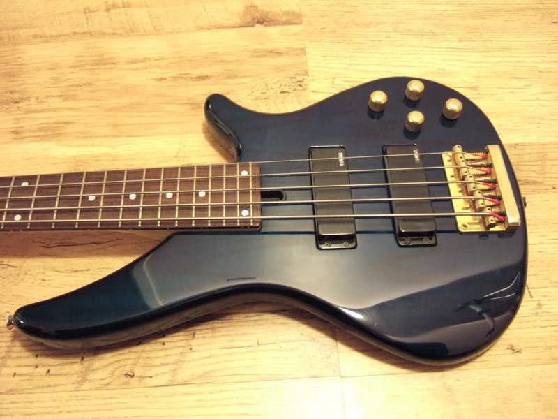 Yamahabass.jpg