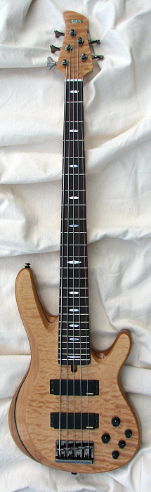 yamahabass03.jpg