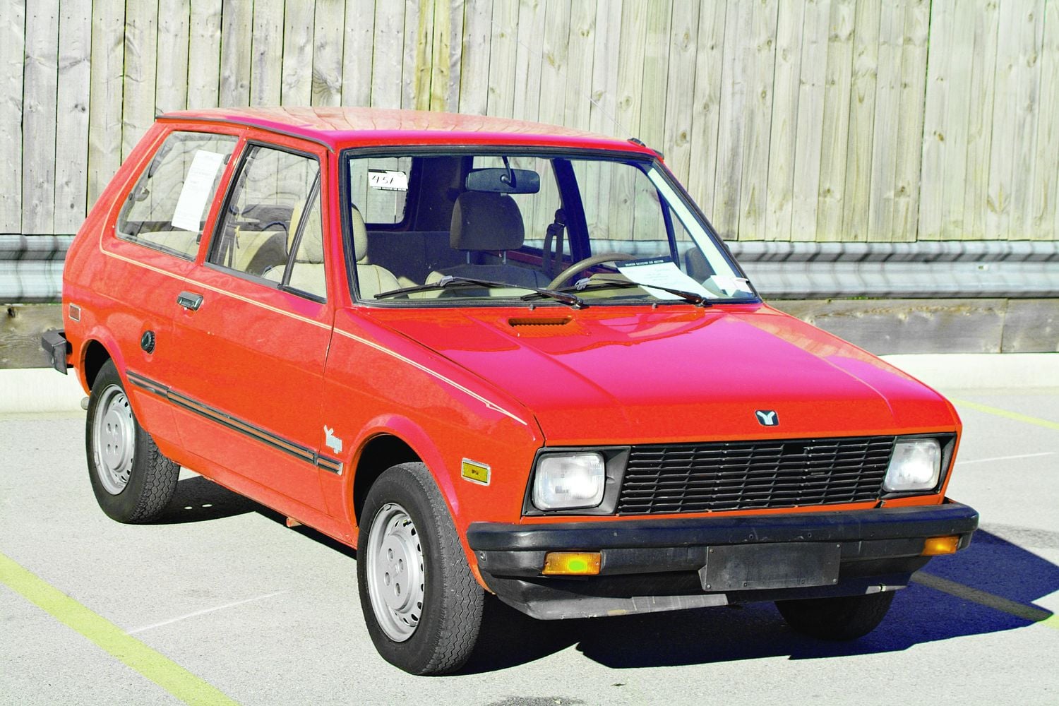 Yugo_01_1000.jpg