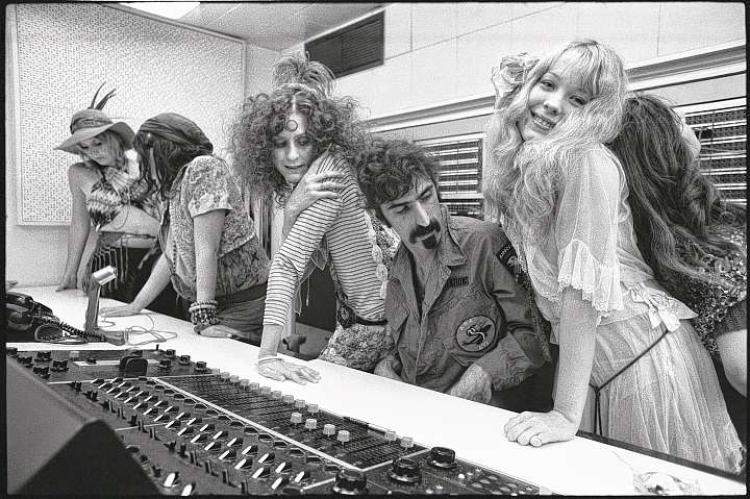 zappa28f-4-web.jpg