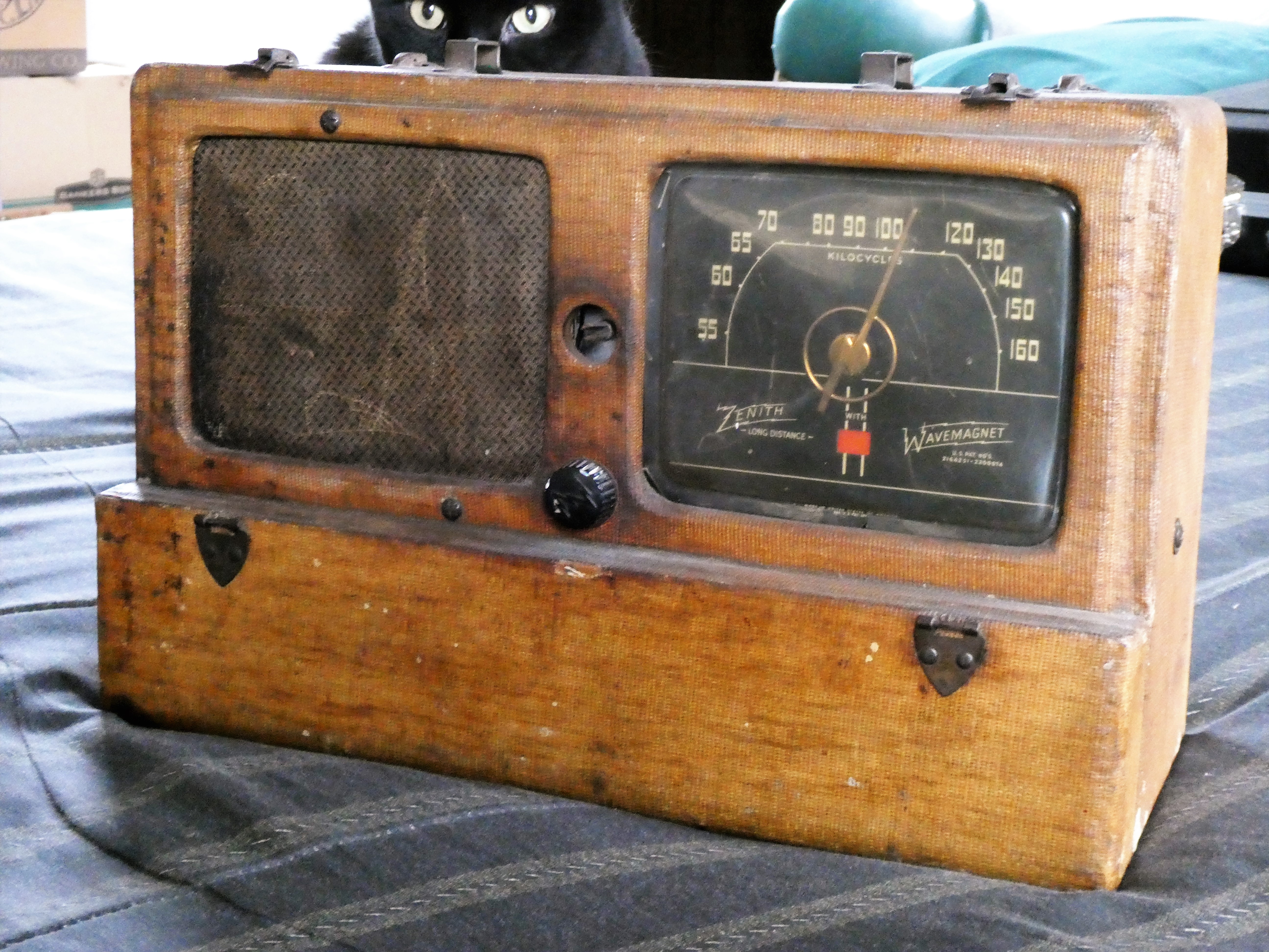 Zenith Wavemagnet Model 6G60 (1).JPG