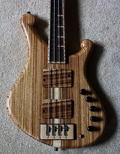 zOLDOBASS2.jpg