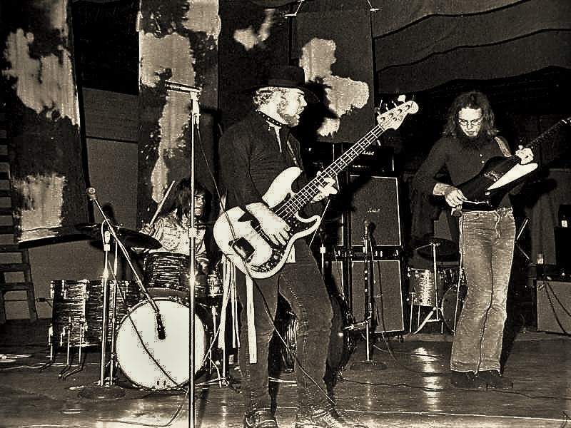 ZZ TOP 1970 (4).jpg