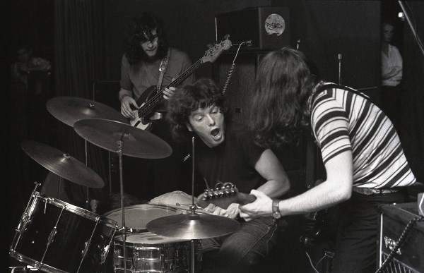 zzzTasteBand_large.jpg