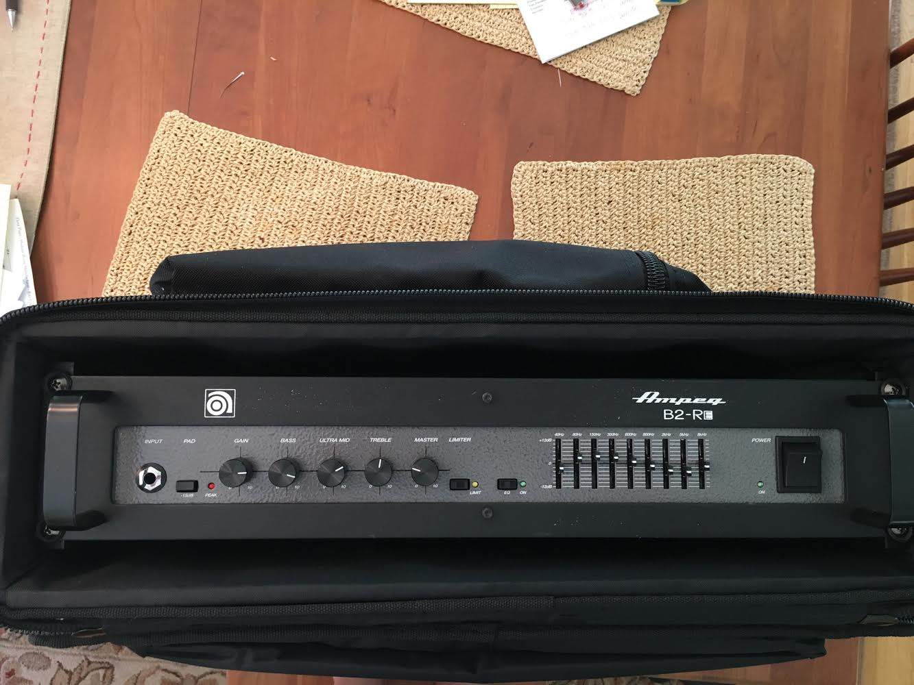 Ampeg B2-RE front.jpg