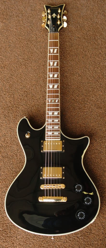 PatrickGuitar001.jpg