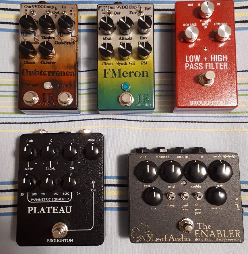 5pedals3.jpg