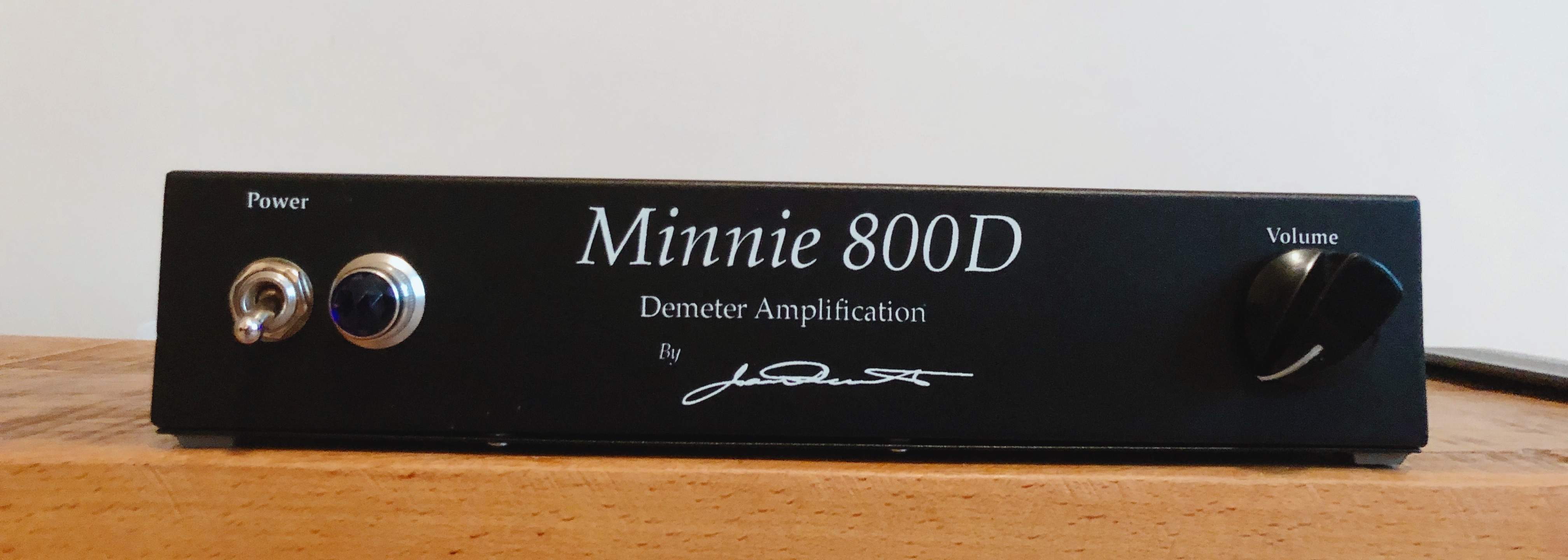 Demeter Minnie 800D - 1.jpg