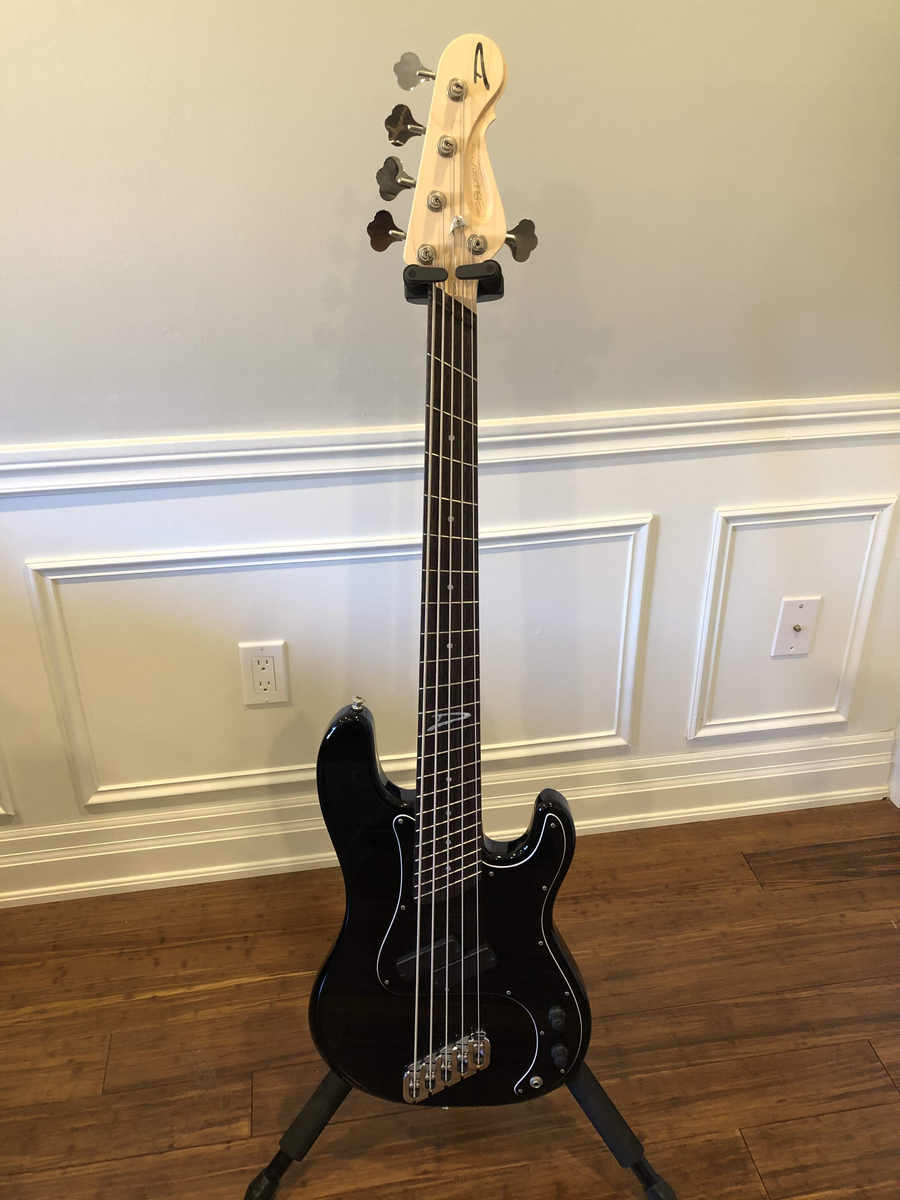 Dingwall Super P1.jpg