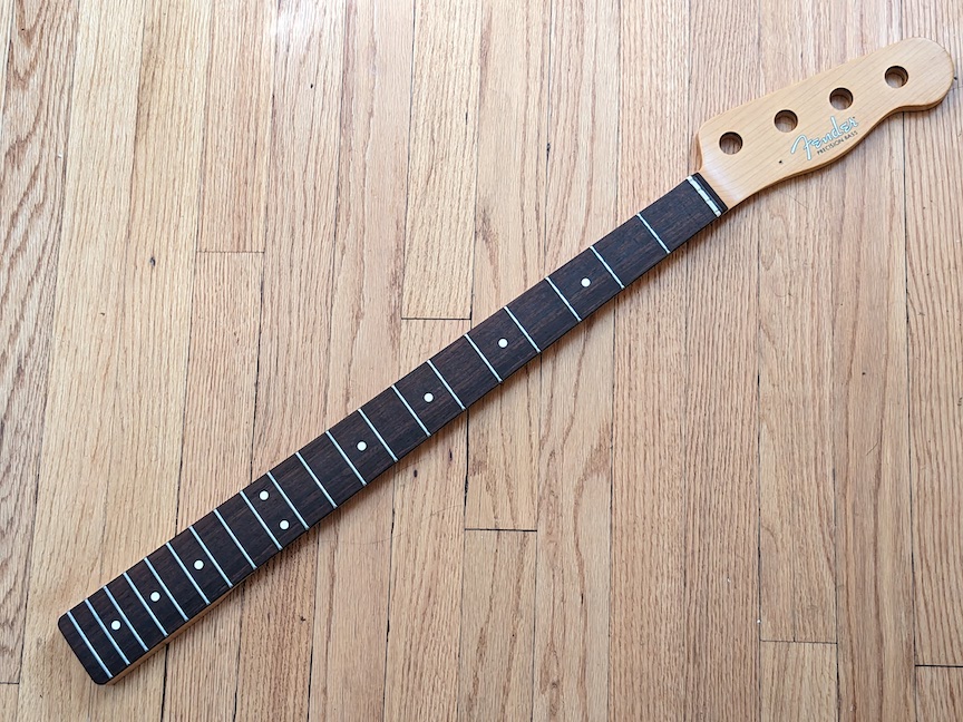 fender neck.jpg