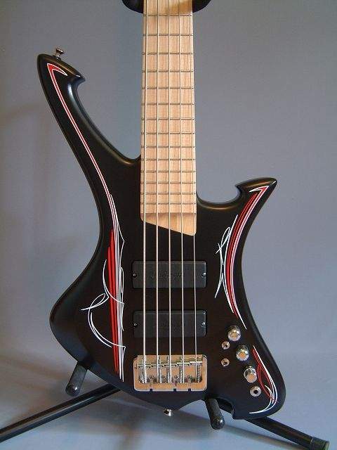 026-lec-stss5-blk-03.jpg