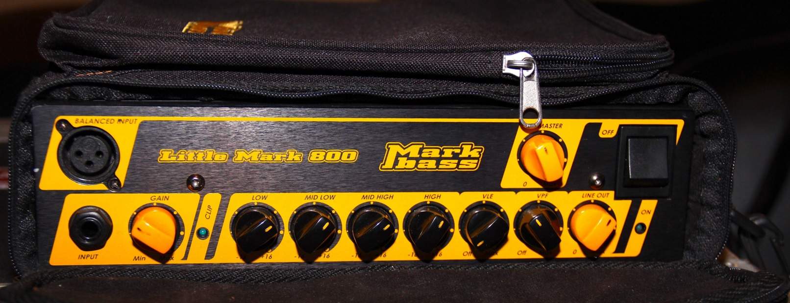 LM 800.jpg
