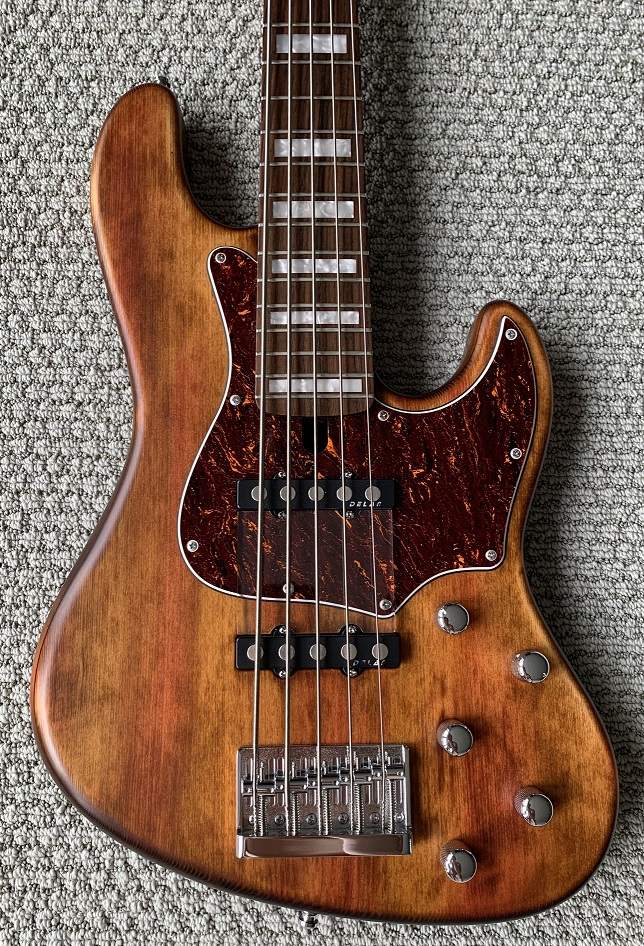 mayones hf10.jpg