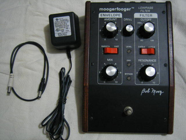 15477817643_af372769da_z.jpg