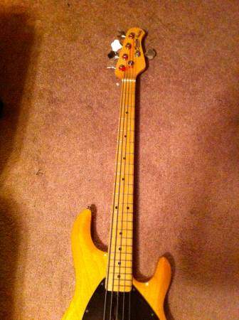 Sterling Ray 35_3.jpg