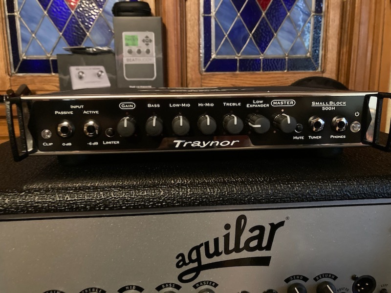 Traynor SB500h front.jpg