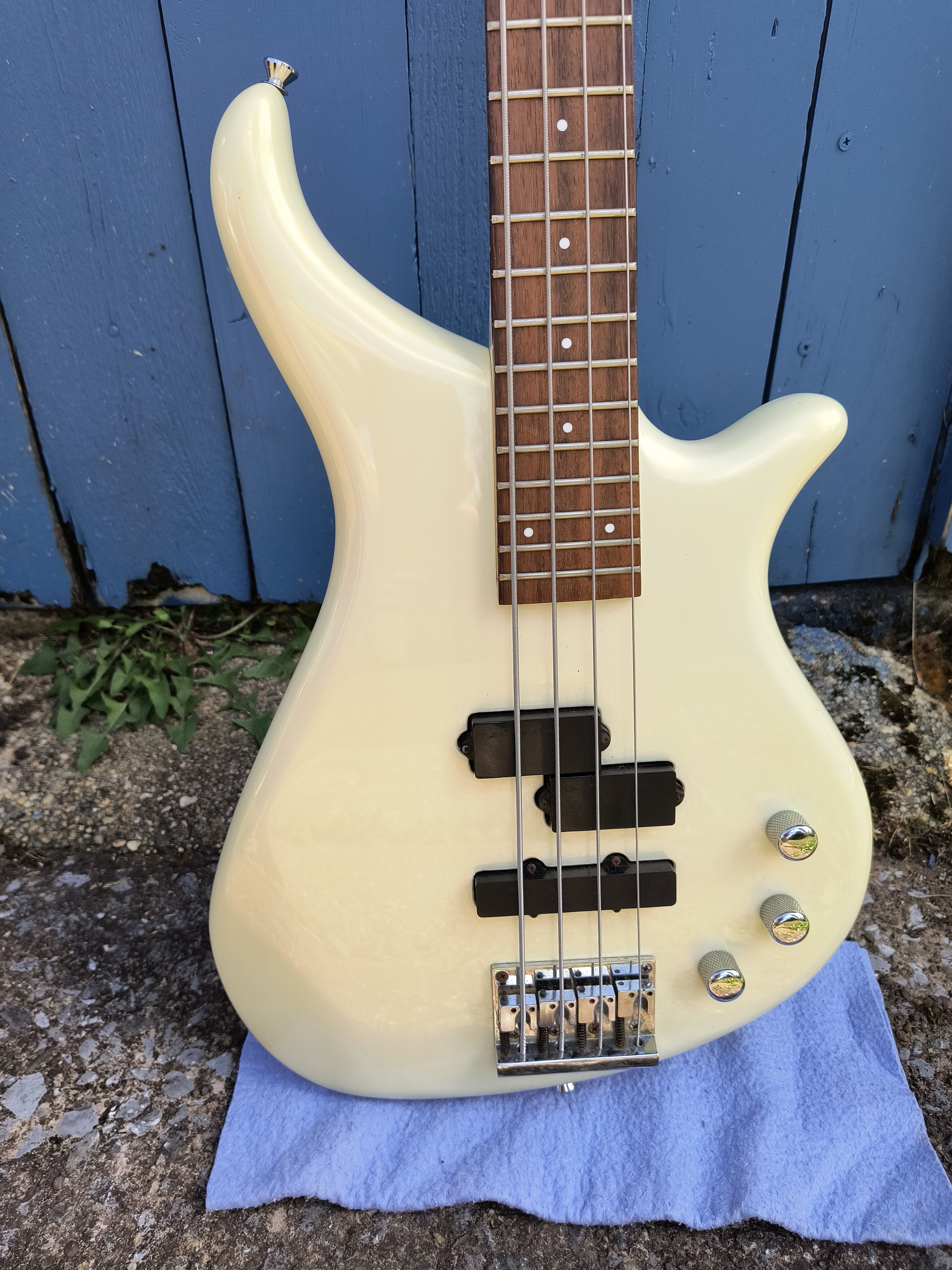 Tune Synchron 4_FR CL.jpg