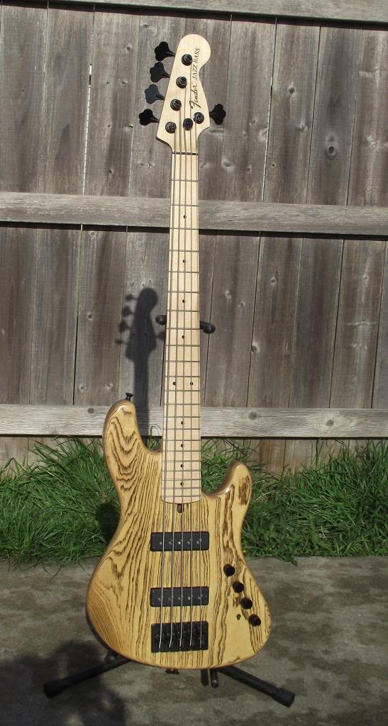 Warmoth_Deluxe5_front.jpg