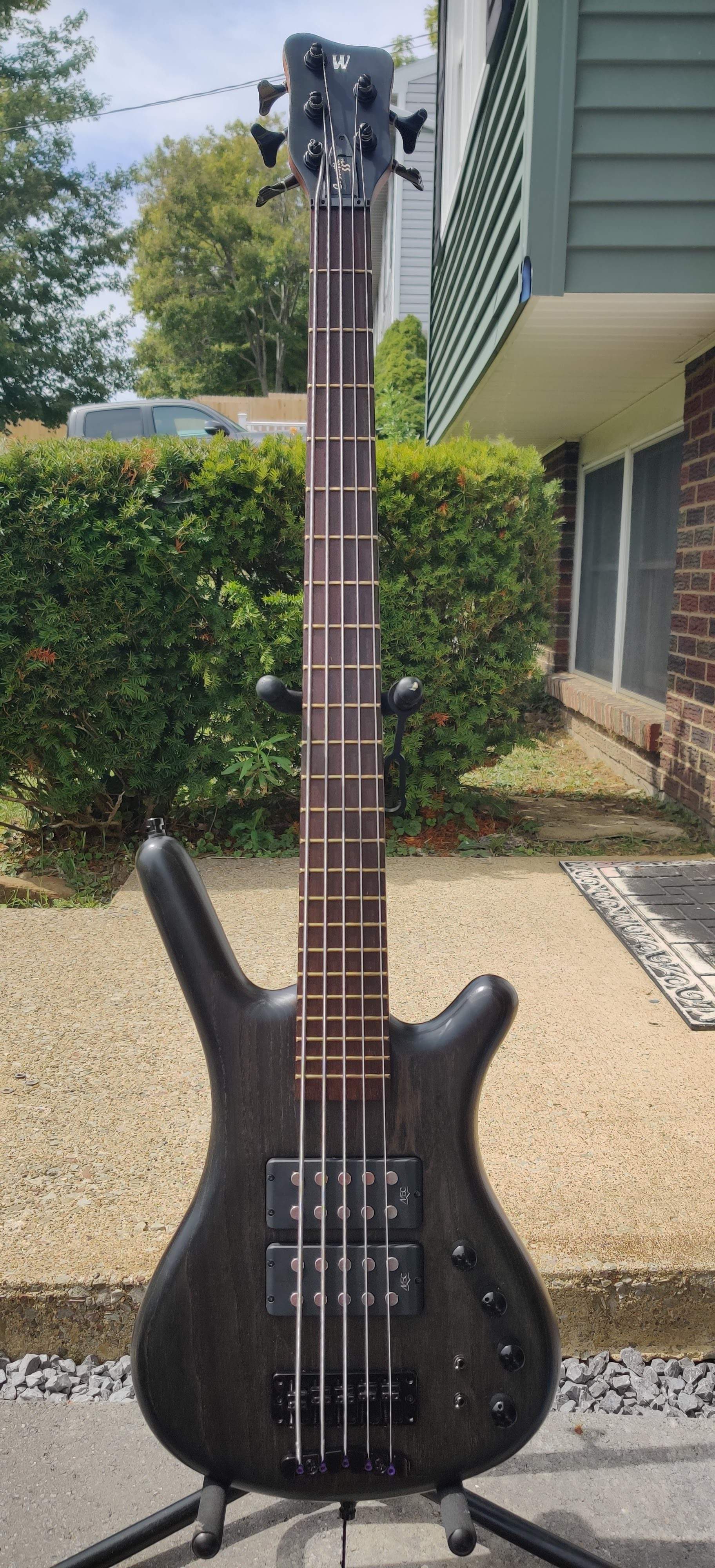 Warwick Corvette $$ 5 (1).jpg