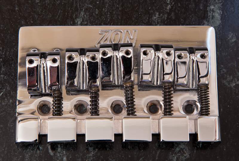 Zon-5-String-Bridge-B-800_0301.jpg